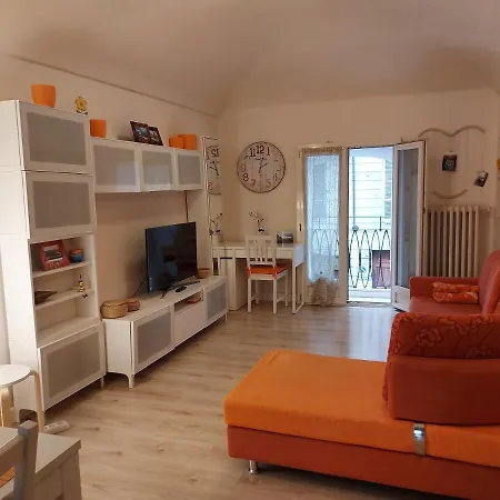 Intero Eli Centralissimo Zona Piazza Bodoni * トリノ