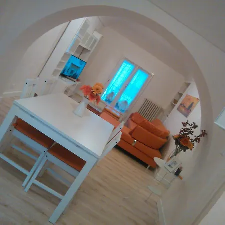 Intero Eli Centralissimo Zona Piazza Bodoni Apartment